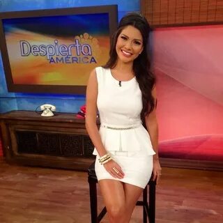 Ana Patricia #TVHost #Outfit Cute dresses, Dressy outfits, L