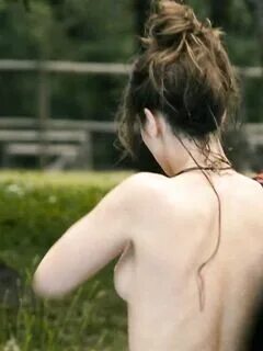 Xenia Assenza topless szene Photos SexCelebrity