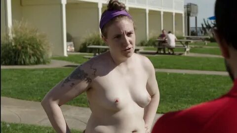 Lena dunham boobs tub