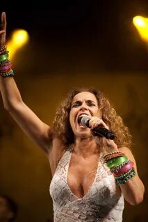 File:Brazilian singer Daniela Mercury in 2010.jpg - Wikimedi
