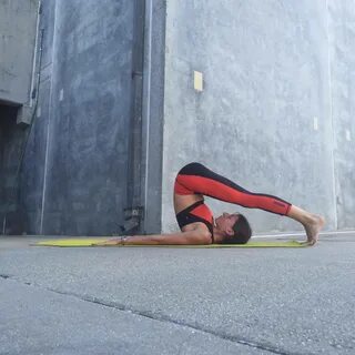 Supported Shoulderstand: Tips for Practicing - Runners Love 