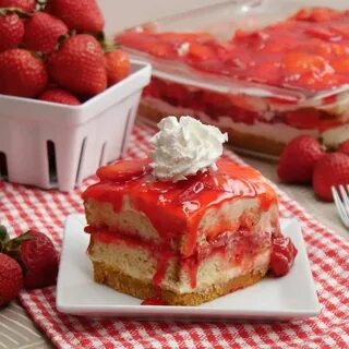 Strawberry Shortcake Squares (With images) Desserts, Classic