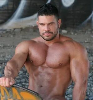 Robert Gonzalez bodybuilder & model Beard muscle, Muscle men