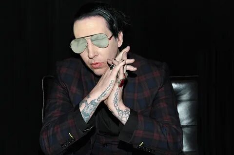 Marilyn Manson Flicks Interviewer in Testicles After Surpris