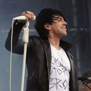 Ian Watkins sentenced to 35 years for child sex offences - M