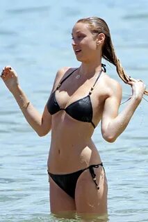 whitney-port-black-bikini-candids-in-hawaii-2010-02 - GotCeleb