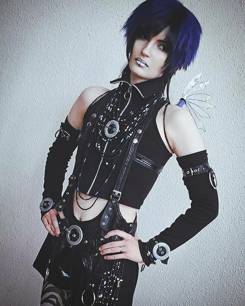 Visual Kei cosplay (@jrockcosplay) on Instagram: “🎸Band: Dir en grey 🙌🏻 ...