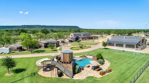 Live like a Texas luxury ranch owner (if only for a weekend)