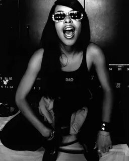 Aaliyah photographed by Phil Knott, 1997. on We Heart It