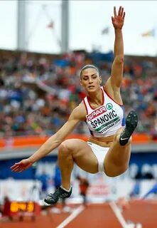 21 Amazing Female Track & Field Stars Pictures Taken At Exac