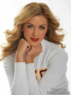 USC Song Girl Perry Mattfeld Celebrities female, Cheerleadin