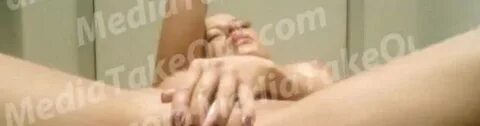 Amber Rose Masturbates In Leaked Private Photos - /Nude