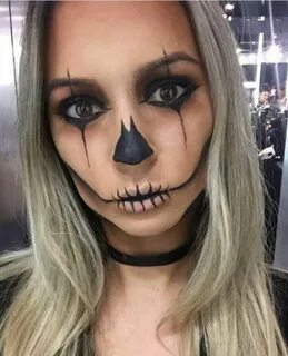 Clown / Jester Skull Half face halloween makeup, Halloween m