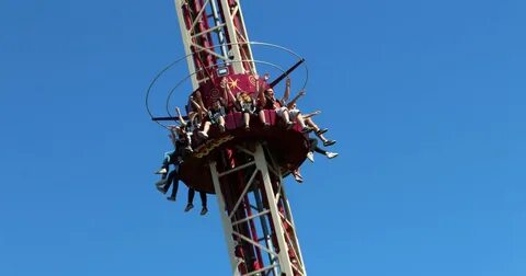 Flash Tower - Parc du Bocasse - Amusement park in Normandy
