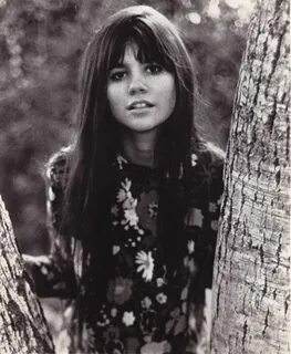 The beautiful Linda Ronstadt. Gorgeous and talented Linda ro