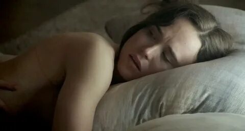 Ellen Page Nude Pics & Topless In Vivid Sex Lesbo Scenes - T