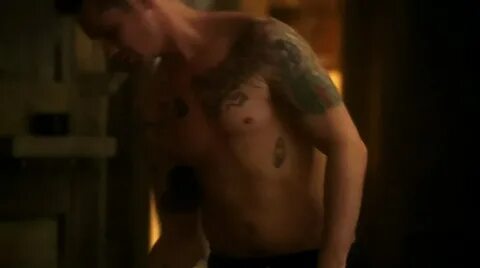 Devon Sawa Shirtless on Nikita s1e18 - Shirtless Men at groo