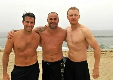 Kevin McKidd & friends Kevin mckidd, Gorgeous men, Kevin