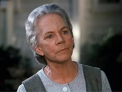 Esther Walton (Grandma) The waltons tv show, Ellen corby, Wa