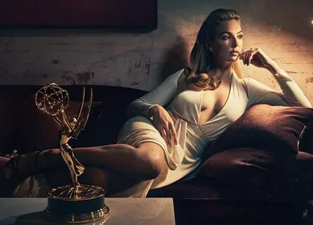 Jodie Comer Hottest Photos Sexy Near-Nude Pictures, GIFs