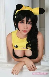COS Hana Bunny - Pikachu & Squirtle - 8k Cosplay Zone