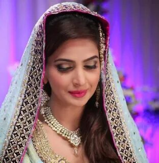 14 Beautiful Saba Qamar Hot Actress HD Wallpapers