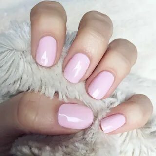 cool-toned baby pink nails: 2 coats of pop-arazzi's "Sugar S
