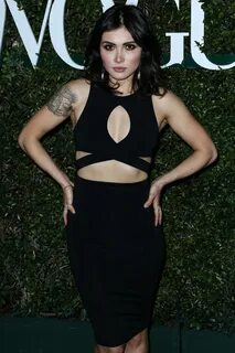 February 15 - Teen Vogue's 2019 Young Hollywood Party - 0010