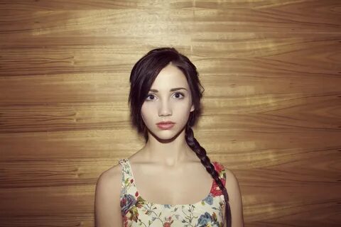 Emily Rudd Wallpapers HD / Desktop and Mobile Backgrounds