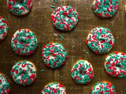 Mexican Butter Cookies with Sprinkles (Galletas con Chochito