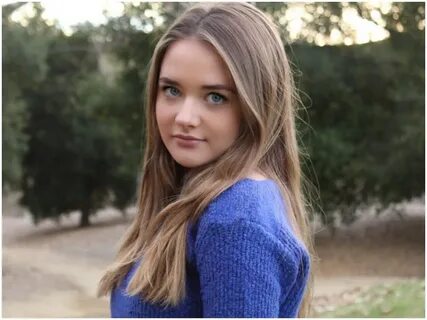 Reylynn Caster biography - age, net worth, height, boyfriend