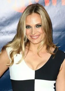 Pictures of Vinessa Shaw