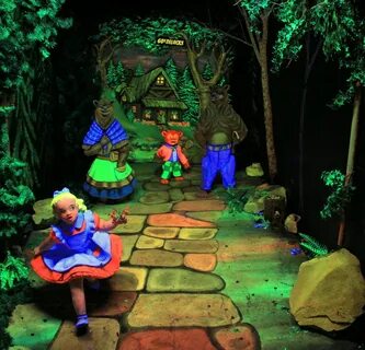 Rock City's Fairyland Caverns: Goldilocks After spending s. 