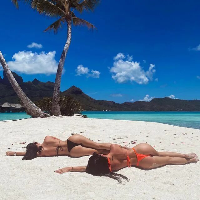 Photo by Lex in Four Seasons Resort Bora Bora with @gemmaleefarrell. 