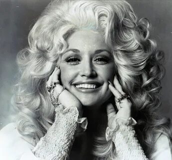 Dolly Parton - Dolly Parton ist das Vorbild, das jede Frau b