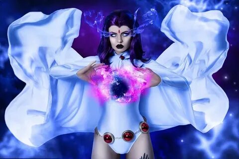White Raven from Teen Titans Cosplay