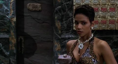 Halle Berry - Page 109 - Actresses - Bellazon