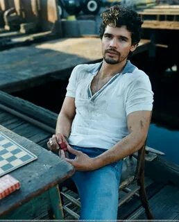 Picture of Steven Strait