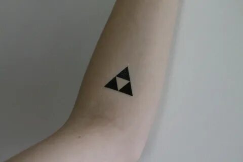 triforce tattoo - Google-søk Zelda tattoo, Nintendo tattoo, 