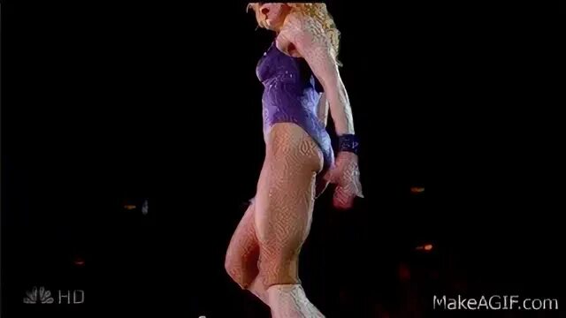 Madonna - "Hung up " Live "The Confessions Tour" HD on Make 