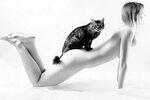 Кошечки И Голые Женщины - Фотоподборка