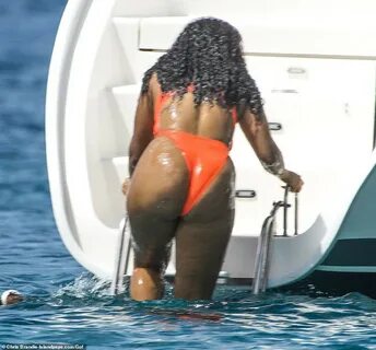 Angela Simmons shows off her bikini body as she continues he