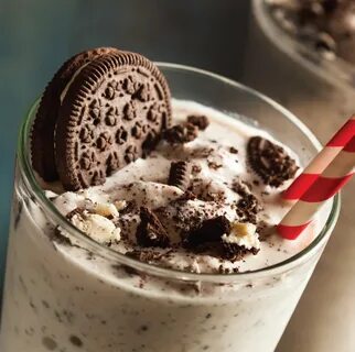 Coffee, Cookies and Cream Frappe - whip up this special drin