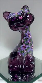 Fenton CAT HAPPY CAT 6" Aubergine with VIOLETS & BUDS OOAK *