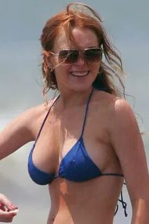 #lindsaylohan Blue Bikini Hot Lindsay lohan bikini, Bikinis,