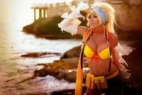 Cosplayer Video Interview: Jessica Nigri and Monika Lee at N