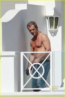 Mel Gibson: Shirtless in Cannes!: Photo 2544888 Mel Gibson, 