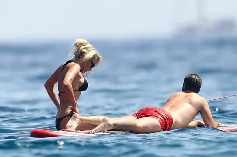 Pamela Anderson in a Black Bikini - French Riviera 08/04/201