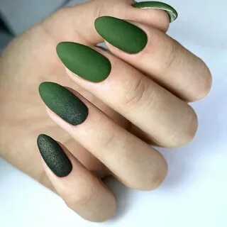 Зеленые матовые ногти (78 фото)