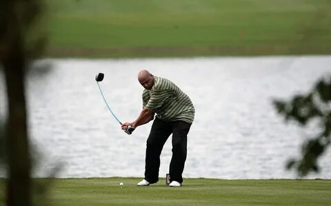 Charles Barkley's golf swing looks improved - Sportsweek.org